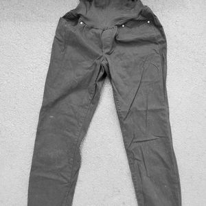 Black maternity jeans
